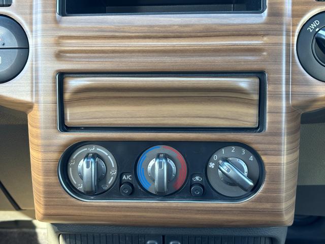 エクストレイル Ｓ　切り替え式４ＷＤ／オールペイント／アウトドアカスタム／新品リフトアップサス／新品ホイールタイヤセット／新品ヴィンテージ調シートカバー／新品パネル＆ハンドル／ヘッドライトインナーブラック加工（51枚目）