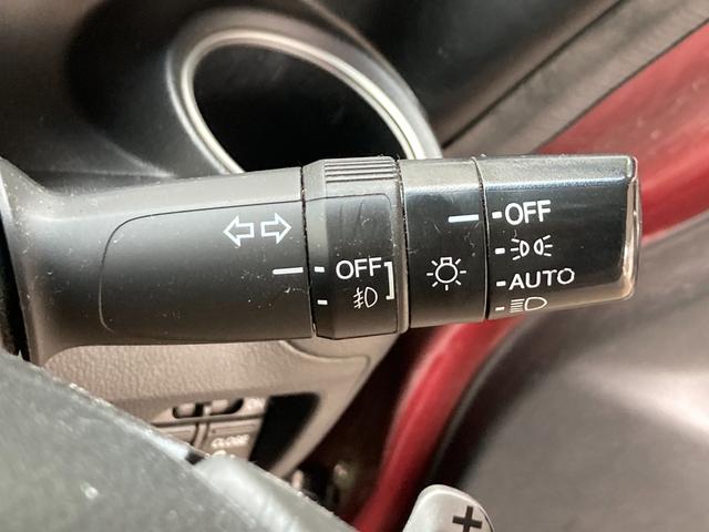 N-BOX G・ターボパッケージ 横滑り防止システム AUTOエアコン セキュリティアラーム ETC装備 Wエアバッグ パワーステアリング 衝突安全ボディ オートクルーズコントロール ベンチシート ABS DVD再生可 スマートキー(24枚目)