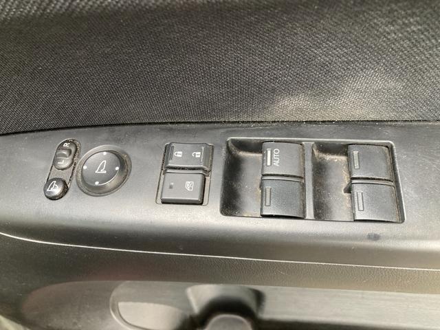 N-BOX G・ターボパッケージ 横滑り防止システム AUTOエアコン セキュリティアラーム ETC装備 Wエアバッグ パワーステアリング 衝突安全ボディ オートクルーズコントロール ベンチシート ABS DVD再生可 スマートキー(40枚目)