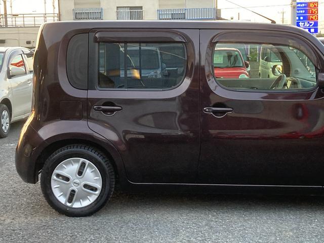 キューブ 15X Vセレクション ナビ スマートキー スペアキー有り アイドリングストップ セキュリティアラーム 衝突安全ボディ AUTOエアコン ABS パワーステアリング 運転席エアバッグ パワーウィンドゥ 運転席助手席エアバッグ(25枚目)
