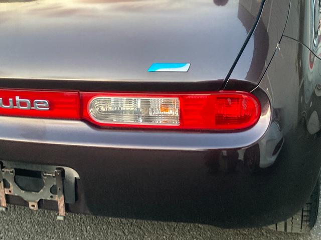 キューブ 15X Vセレクション ナビ スマートキー スペアキー有り アイドリングストップ セキュリティアラーム 衝突安全ボディ AUTOエアコン ABS パワーステアリング 運転席エアバッグ パワーウィンドゥ 運転席助手席エアバッグ(28枚目)