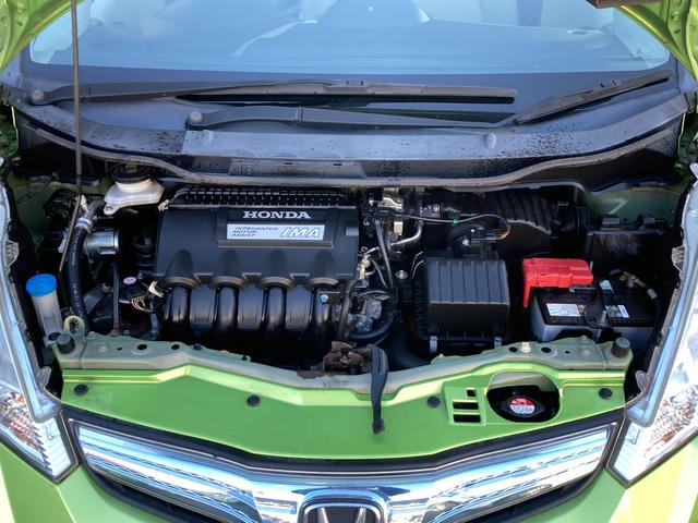 フィットハイブリッド ベースグレード　ＥＴＣ・ＡＵＸ・キーレスエントリー・ＣＤ再生（29枚目）