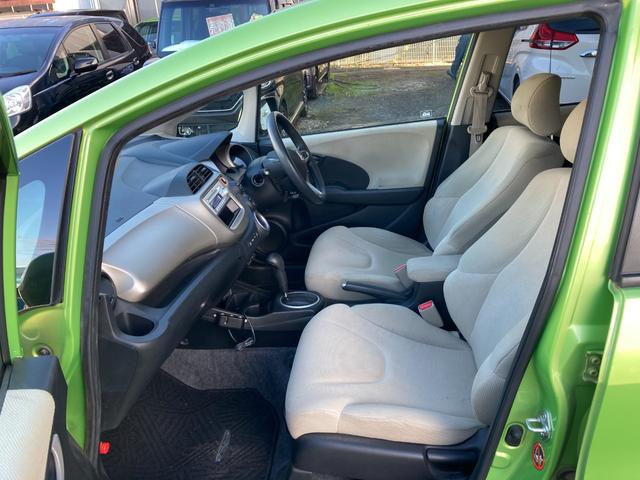 フィットハイブリッド ベースグレード　ＥＴＣ・ＡＵＸ・キーレスエントリー・ＣＤ再生（40枚目）