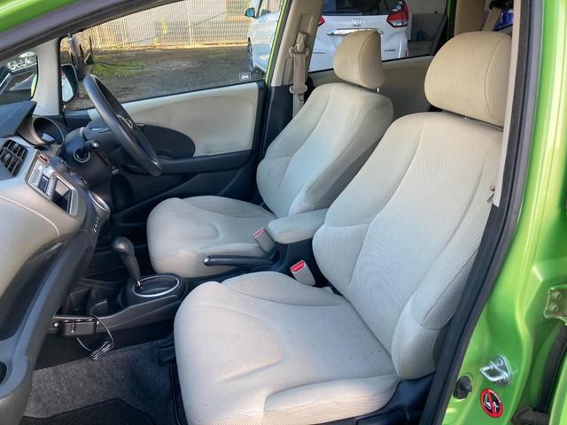 フィットハイブリッド ベースグレード　ＥＴＣ・ＡＵＸ・キーレスエントリー・ＣＤ再生（44枚目）