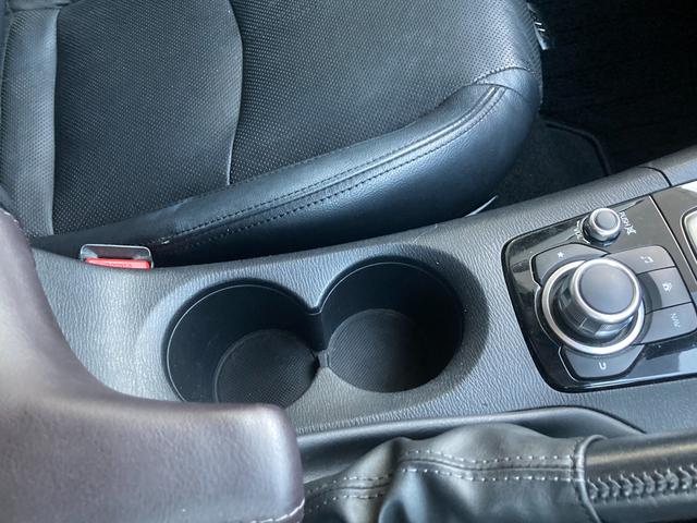 車種は決まってないけど、便利な車が欲しい。お任せください！ＩＳＯ　ＦＩＸ　チャイルドシート　ベビーラック　ベビーチェア　ベビーカー　カート　車中泊　カーテン　ブラインド　サンシェード　ＵＶカットフィル