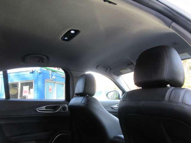 ジュリア ヴェローチェ ワンオーナー 禁煙車 ブラックレーザーシート 純正19インチアルミホイール 前後ドラレコ(27枚目)