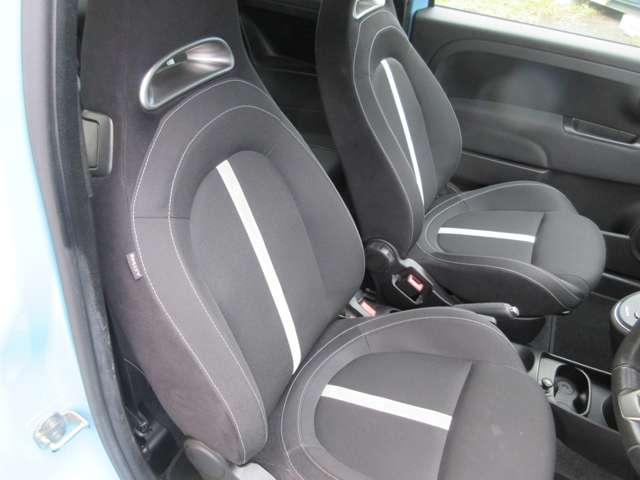 アバルト500 ベースグレード アズーロカッペリーニ 整備付(6枚目)