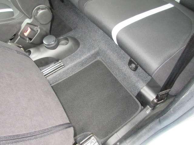 アバルト500 ベースグレード アズーロカッペリーニ 整備付(18枚目)