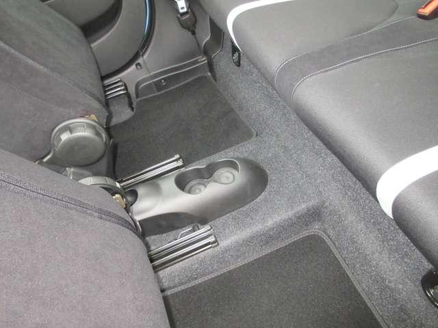 アバルト500 ベースグレード アズーロカッペリーニ 整備付(19枚目)