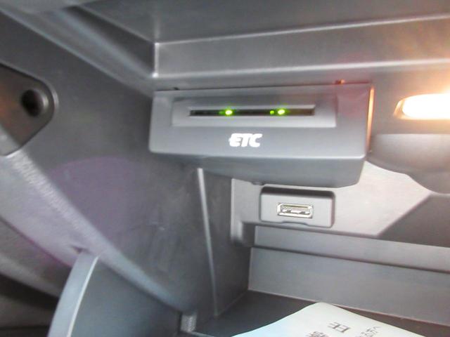 1.0TFSI フルセグ純正ナビTV ETC シートヒーター スマートキー コーナーセンサー HIDライト 純正AW 新車記録簿(7枚目)