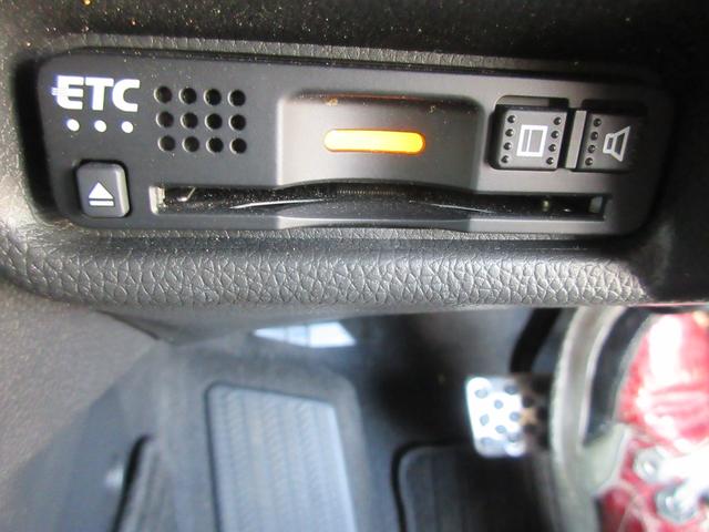 S ホンダセンシング フルセグ純正ナビTV バックカメラ ドラレコ スマートキー プッシュスタート LEDヘッドライト フルエアロ(10枚目)
