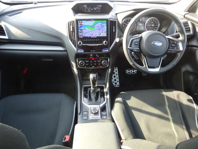 プレミアム 4WD 大画面ナビ フルセグTV 10.1インチ後席モニター ETC 全席シートヒーター ステアリングヒーター パワーリアゲート アイサイト搭載 レザーコンビシート LEDヘッドライト キーフリー(19枚目)