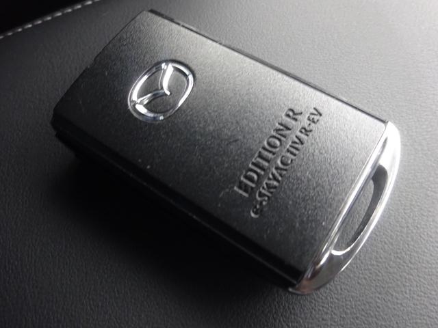 ＭＸ－３０ロータリーＥＶ エディションＲ　ＢＯＳＥスピーカー　純正ナビ　フルセグＴＶ　アラウンドビューモニター　ＥＴＣ　Ｂｌｕｅｔｏｏｔｈ　ＵＳＢ　アダプティブクルーズコントロール　パドルシフト（48枚目）