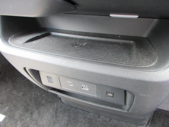 セレナ ｅ－パワー　ルキシオン　プロパイロット　純正ナビ　フルセグＴＶ　全周囲カメラ　両側パワースライドドア　ＥＴＣ　ＬＥＤヘッドライト　エマージェンシーブレーキ　インテリジェントルームミラー　ＢＳＭ（40枚目）