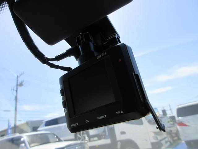 ポロ ＴＳＩコンフォートラインリミテッド　純正ナビ　バックカメラ　ドラレコ　ＥＴＣ　ＬＥＤヘッドライト　純正１５インチＡＷ　スマートキー　Ｂｌｕｅｔｏｏｔｈ（25枚目）
