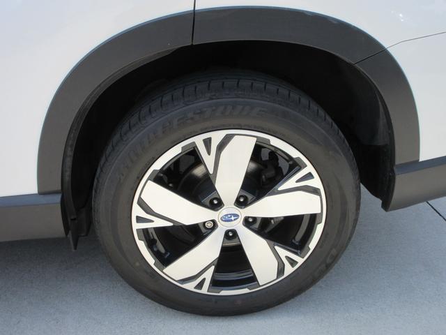 フォレスター アドバンス　４ＷＤ　純正ナビ　フルセグＴＶ　バックカメラ　サイドカメラ　ドライブレコーダー　ＥＴＣ　Ｂｌｕｅｔｏｏｔｈ　ＤＩＳＣ　ＵＳＢ　レーンキープアシスト　デジタルインナーミラー（10枚目）