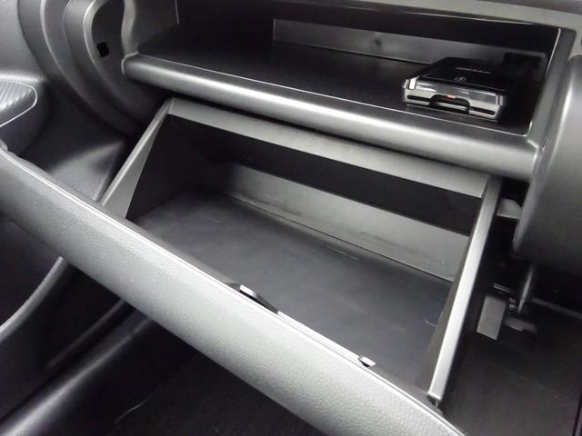 エクリプスクロスＰＨＥＶ Ｐ　サンルーフ　マイパイロット　純正ナビ　フルセグＴＶ　アラウンドビューモニター　ドライブレコーダー　ＥＴＣ　Ｂｌｕｅｔｏｏｔｈ　ＵＳＢ　ブラインドスポットモニター（41枚目）
