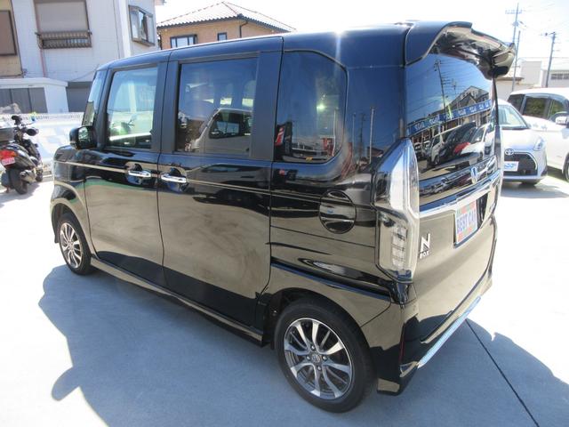 Ｎ－ＢＯＸカスタム ＥＸ　４ＷＤ　純正ナビ　フルセグＴＶ　バックカメラ　両側パワースライドドア　アダプティブクルーズコントロール　ＥＴＣ　シートヒーター　ＬＥＤヘッドライト　純正１４インチＡＷ　スマートキー　Ｂｌｕｅｔｏｏｔｈ（16枚目）