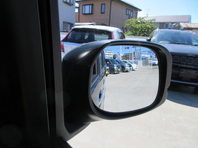 Ｎ－ＢＯＸカスタム ＥＸ　４ＷＤ　純正ナビ　フルセグＴＶ　バックカメラ　両側パワースライドドア　アダプティブクルーズコントロール　ＥＴＣ　シートヒーター　ＬＥＤヘッドライト　純正１４インチＡＷ　スマートキー　Ｂｌｕｅｔｏｏｔｈ（19枚目）