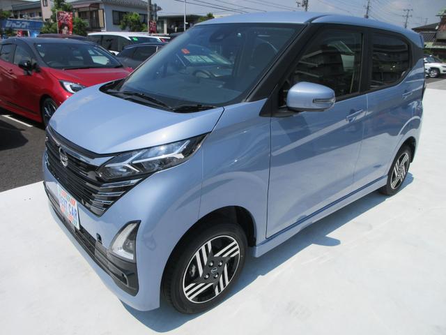 デイズ ハイウェイスター　Ｘ　４ＷＤ　発売モデル　純正ナビ　フルセグＴＶ　全周囲カメラ　シートヒーター　ステアリングヒーター　エマージェンシーブレーキ　ＬＥＤヘッドライト　純正１４インチＡＷ　インテリジェントキー（7枚目）