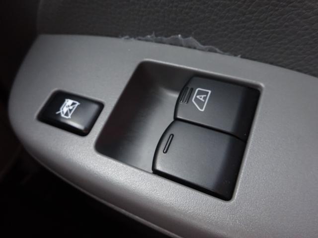 ｅ－ＮＶ２００ワゴン Ｇ　純正ナビ　バックカメラ　ドライブレコーダー　ＥＴＣ　ＣＤ　ＵＳＢ　シートヒーター　ハンドルヒーター　３列シート　急速充電口　充電コード　スマートキー　１１セグメント（28枚目）