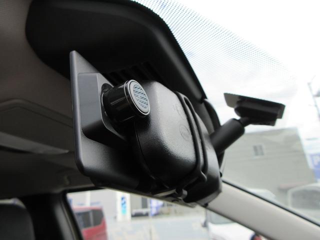 アウトランダーＰＨＥＶ Ｇ　４ＷＤ　純正９インチナビ　フルセグＴＶ　全周囲カメラ　パワーバックドア　マイパイロット　パドルシフト　前後ドラレコ　ＥＴＣ　社外デジタルインナーミラー　ハーフレザーシート　シートヒーター　パワーシート（28枚目）