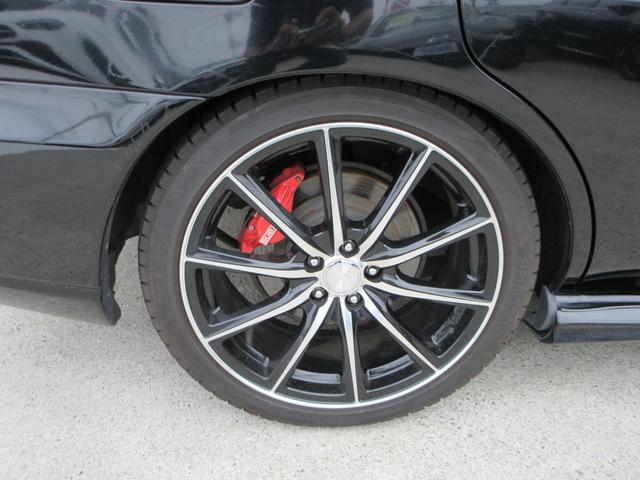 インプレッサ ＷＲＸ　５速ＭＴ　４ＷＤ　リアスポイラー　ＳＴＩマフラー　カロッツェリアオーディオ　バックカメラ　ＥＴＣ　純正ｍｏｍｏステアリング　社外１８インチＡＷ　キーレスエントリー　Ｂｌｕｅｔｏｏｔｈ（11枚目）