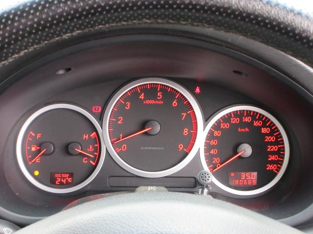 インプレッサ ＷＲＸ　５速ＭＴ　４ＷＤ　リアスポイラー　ＳＴＩマフラー　カロッツェリアオーディオ　バックカメラ　ＥＴＣ　純正ｍｏｍｏステアリング　社外１８インチＡＷ　キーレスエントリー　Ｂｌｕｅｔｏｏｔｈ（22枚目）