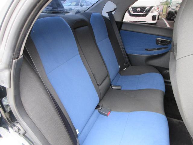 インプレッサ ＷＲＸ　５速ＭＴ　４ＷＤ　リアスポイラー　ＳＴＩマフラー　カロッツェリアオーディオ　バックカメラ　ＥＴＣ　純正ｍｏｍｏステアリング　社外１８インチＡＷ　キーレスエントリー　Ｂｌｕｅｔｏｏｔｈ（42枚目）