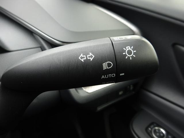 プリウス Ｇ　純正８インチディスプレイ　フルセグＴＶ　アラウンドビューモニター　ドライブレコーダー　ＥＴＣ２．０　Ｂｌｕｅｔｏｏｔｈ　ＵＳＢ　アダプティブクルーズコントロール　ブラインドスポットモニター（22枚目）