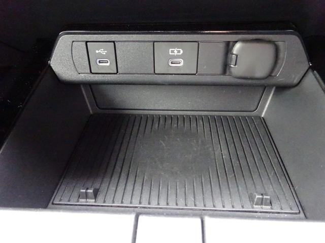 プリウス Ｇ　純正８インチディスプレイ　フルセグＴＶ　アラウンドビューモニター　ドライブレコーダー　ＥＴＣ２．０　Ｂｌｕｅｔｏｏｔｈ　ＵＳＢ　アダプティブクルーズコントロール　ブラインドスポットモニター（36枚目）