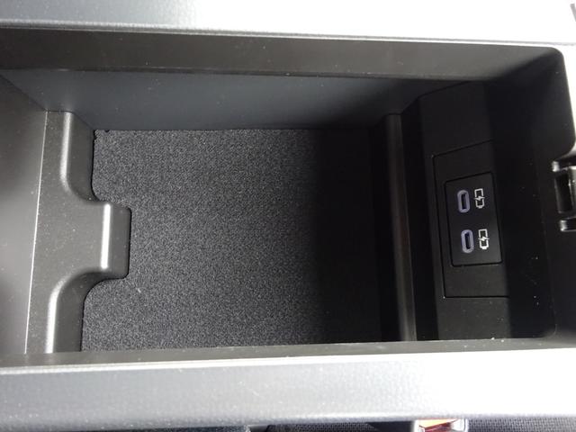 プリウス Ｇ　純正８インチディスプレイ　フルセグＴＶ　アラウンドビューモニター　ドライブレコーダー　ＥＴＣ２．０　Ｂｌｕｅｔｏｏｔｈ　ＵＳＢ　アダプティブクルーズコントロール　ブラインドスポットモニター（39枚目）