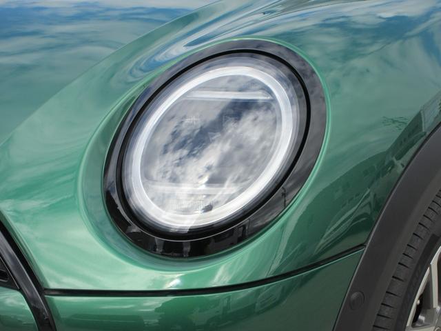 MINI クーパーC クラシック・トリム 純正ナビ バックカメラ アップルカープレイ クルーズコントロール ドライブレコーダー ミラーETC ハーフレザーシート シートヒーター ステアリングヒーター 純正17インチAW(8枚目)