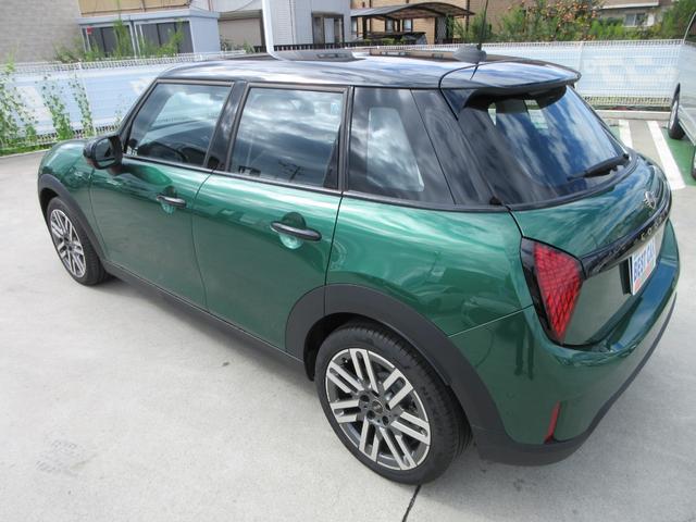 MINI クーパーC クラシック・トリム 純正ナビ バックカメラ アップルカープレイ クルーズコントロール ドライブレコーダー ミラーETC ハーフレザーシート シートヒーター ステアリングヒーター 純正17インチAW(16枚目)