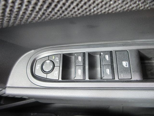 MINI クーパーC クラシック・トリム 純正ナビ バックカメラ アップルカープレイ クルーズコントロール ドライブレコーダー ミラーETC ハーフレザーシート シートヒーター ステアリングヒーター 純正17インチAW(29枚目)