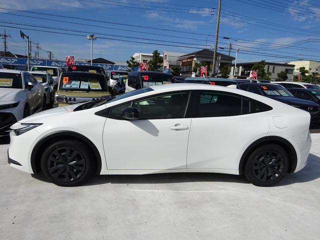 プリウス Ｘ　ＡＣ１００Ｖ　ＵＳＢ　アダプティブクルーズコントロール　ブラインドスポットモニター　レーンキープアシスト　オートライト　オートハイビーム　電動格納ミラー　スマートキー　寒冷地仕様　ＬＥＤヘッドライト（9枚目）