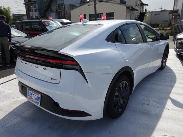 プリウス Ｘ　ＡＣ１００Ｖ　ＵＳＢ　アダプティブクルーズコントロール　ブラインドスポットモニター　レーンキープアシスト　オートライト　オートハイビーム　電動格納ミラー　スマートキー　寒冷地仕様　ＬＥＤヘッドライト（13枚目）