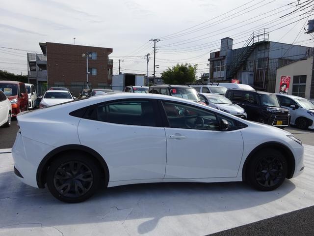 プリウス Ｘ　ＡＣ１００Ｖ　ＵＳＢ　アダプティブクルーズコントロール　ブラインドスポットモニター　レーンキープアシスト　オートライト　オートハイビーム　電動格納ミラー　スマートキー　寒冷地仕様　ＬＥＤヘッドライト（16枚目）