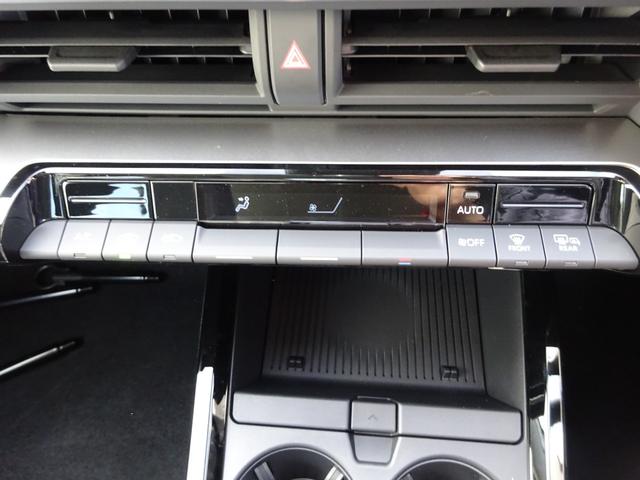 プリウス Ｘ　ＡＣ１００Ｖ　ＵＳＢ　アダプティブクルーズコントロール　ブラインドスポットモニター　レーンキープアシスト　オートライト　オートハイビーム　電動格納ミラー　スマートキー　寒冷地仕様　ＬＥＤヘッドライト（29枚目）