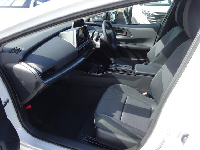 プリウス Ｘ　ＡＣ１００Ｖ　ＵＳＢ　アダプティブクルーズコントロール　ブラインドスポットモニター　レーンキープアシスト　オートライト　オートハイビーム　電動格納ミラー　スマートキー　寒冷地仕様　ＬＥＤヘッドライト（40枚目）