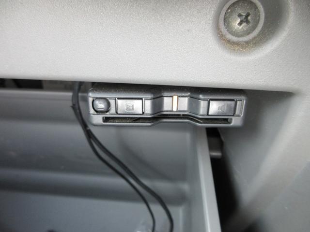 NV350キャラバンバン ロングDX 3人乗り KENWOODナビ バックカメラ ドライブレコーダー ETC 両側スライドドア 純正15インチAW ルーフキャリア キーレスエントリー(30枚目)