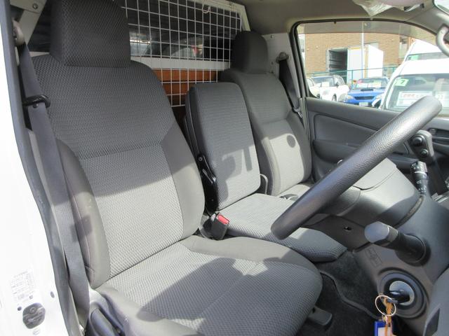 NV350キャラバンバン ロングDX 3人乗り KENWOODナビ バックカメラ ドライブレコーダー ETC 両側スライドドア 純正15インチAW ルーフキャリア キーレスエントリー(44枚目)