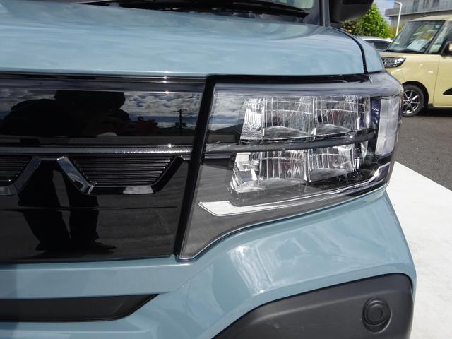 タント ファンクロス　純正ナビ　フルセグＴＶ　両側パワースライドドア　バックカメラ　ドライブレコーダー　Ｂｌｕｅｔｏｏｔｈ　ＤＩＳＣ　ＵＳＢ　レーンキープアシスト　ルーフレール　オートライト　オートハイビーム（8枚目）