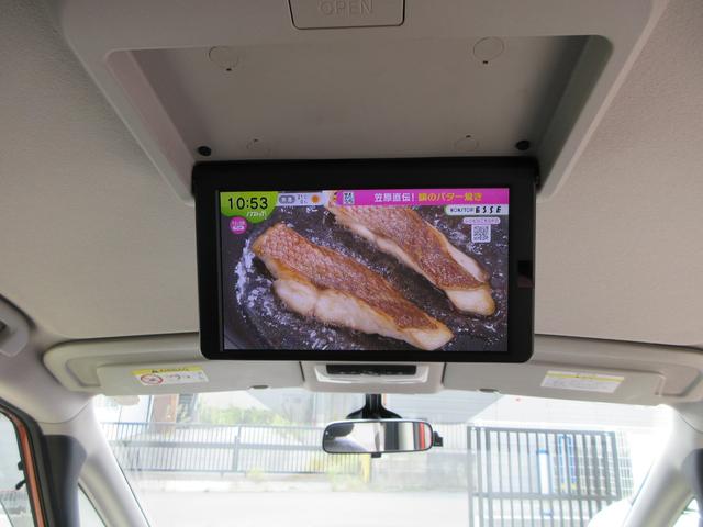 セレナ XV 純正10インチナビ フルセグTV 全周囲カメラ 後席フリップダウンモニター 両側パワースライドドア クルーズコントロール ドライブレコーダー ETC シートヒーター ステアリングヒーター 防水シート(40枚目)