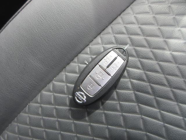 セレナ XV 純正10インチナビ フルセグTV 全周囲カメラ 後席フリップダウンモニター 両側パワースライドドア クルーズコントロール ドライブレコーダー ETC シートヒーター ステアリングヒーター 防水シート(58枚目)