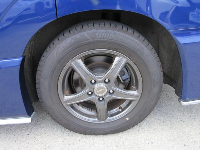 セレナ オーテック　スポーツスペック　プロパイロット　専用レザーシート　純正１０インチナビ　フルセグＴＶ　後席フリップダウンモニター　全周囲カメラ　両側パワースライドドア　ドライブレコーダー　ＥＴＣ　シートヒーター　ステアリングヒーター（10枚目）