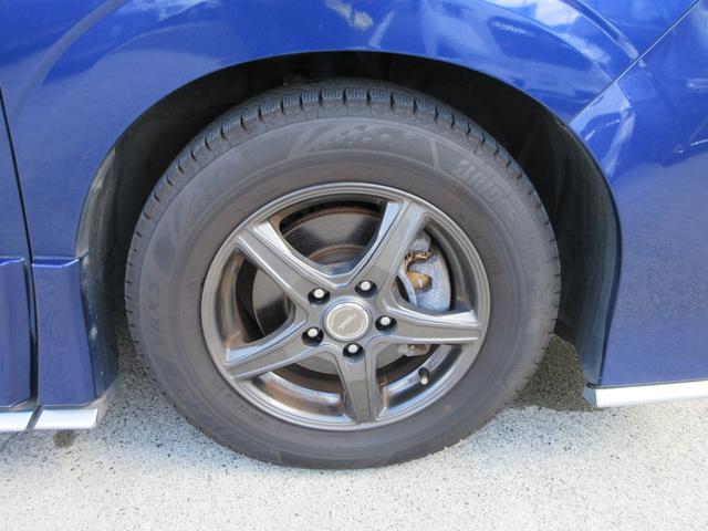 セレナ オーテック　スポーツスペック　プロパイロット　専用レザーシート　純正１０インチナビ　フルセグＴＶ　後席フリップダウンモニター　全周囲カメラ　両側パワースライドドア　ドライブレコーダー　ＥＴＣ　シートヒーター　ステアリングヒーター（12枚目）