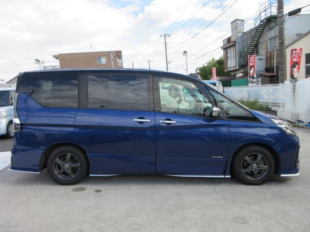 セレナ オーテック　スポーツスペック　プロパイロット　専用レザーシート　純正１０インチナビ　フルセグＴＶ　後席フリップダウンモニター　全周囲カメラ　両側パワースライドドア　ドライブレコーダー　ＥＴＣ　シートヒーター　ステアリングヒーター（13枚目）