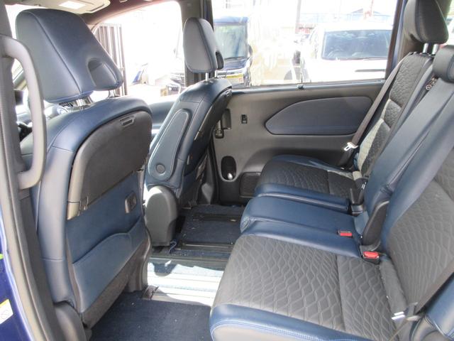 セレナ オーテック　スポーツスペック　プロパイロット　専用レザーシート　純正１０インチナビ　フルセグＴＶ　後席フリップダウンモニター　全周囲カメラ　両側パワースライドドア　ドライブレコーダー　ＥＴＣ　シートヒーター　ステアリングヒーター（51枚目）