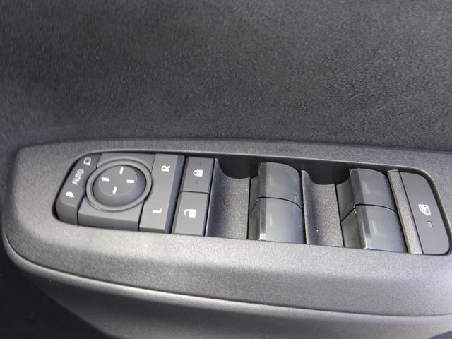 ヤリスクロス ハイブリッドZ トヨタセーフティセンス 純正8インチナビ フルセグTV アラウンドビューモニター ETC2.0 Bluetooth USB アダプティブクルーズコントロール ブラインドスポットモニター(25枚目)